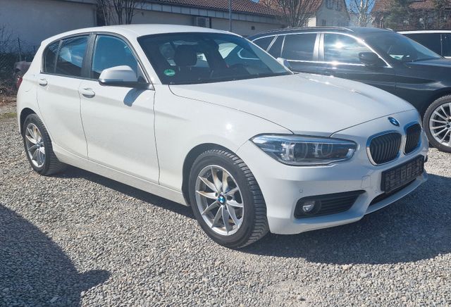 BMW 118 i Advantage *Vollleder*Navi*LED*PDC*2.Hand