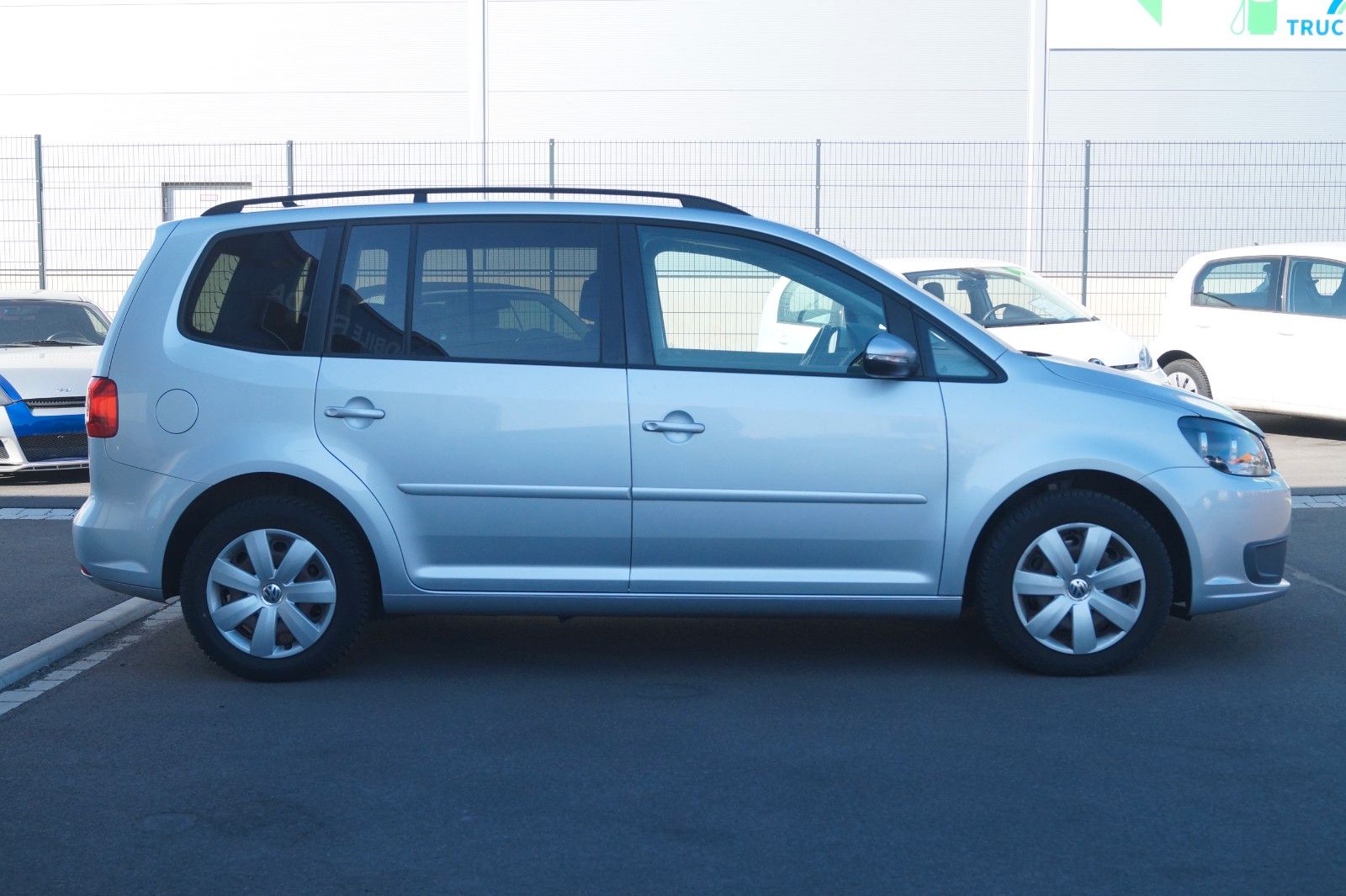 Fahrzeugabbildung Volkswagen Touran Comfortline 1.Hand *TÜV neu+Garantie