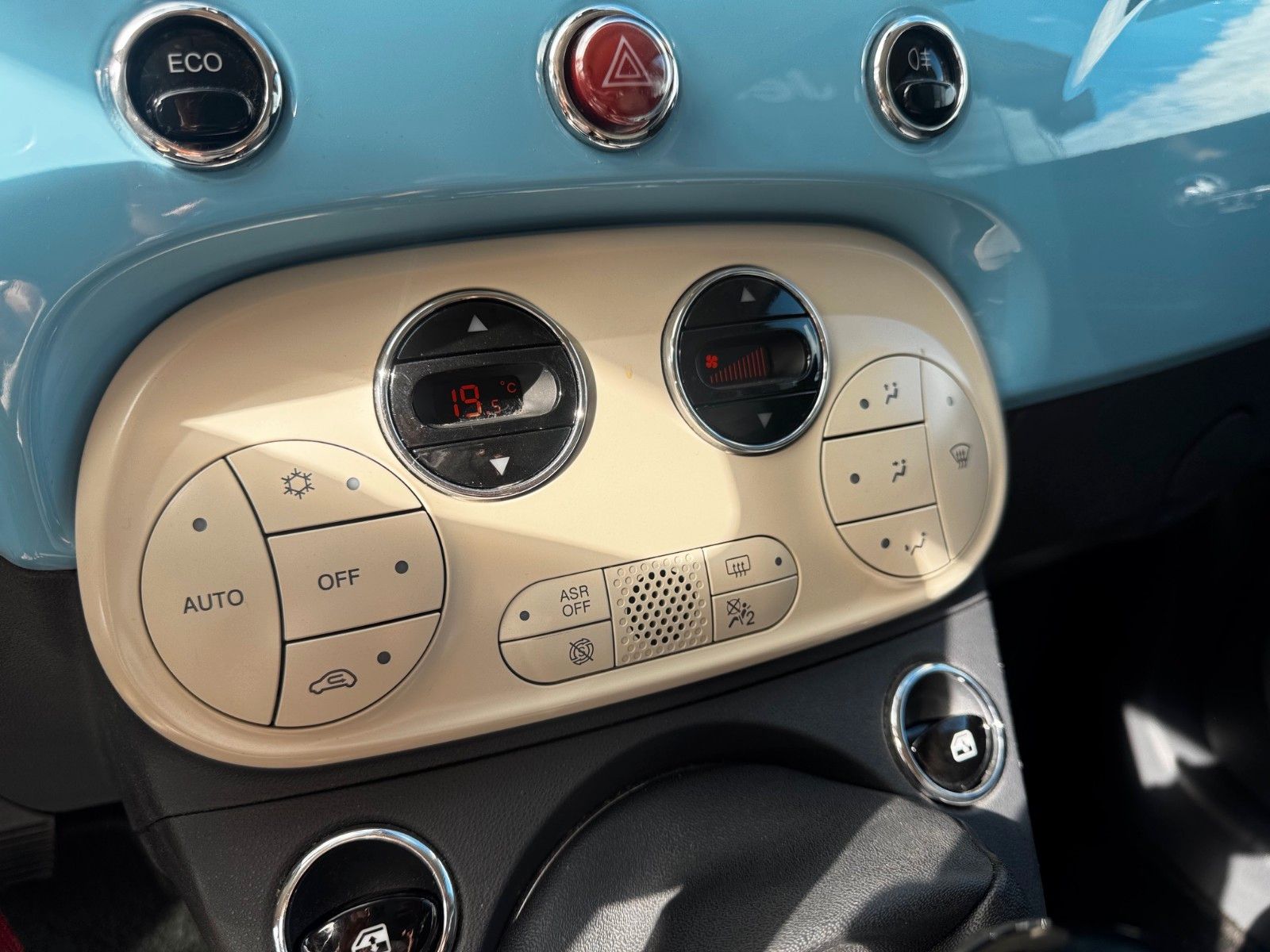 Fahrzeugabbildung Fiat 500C Lounge 0.9 TwinAir Cabrio
