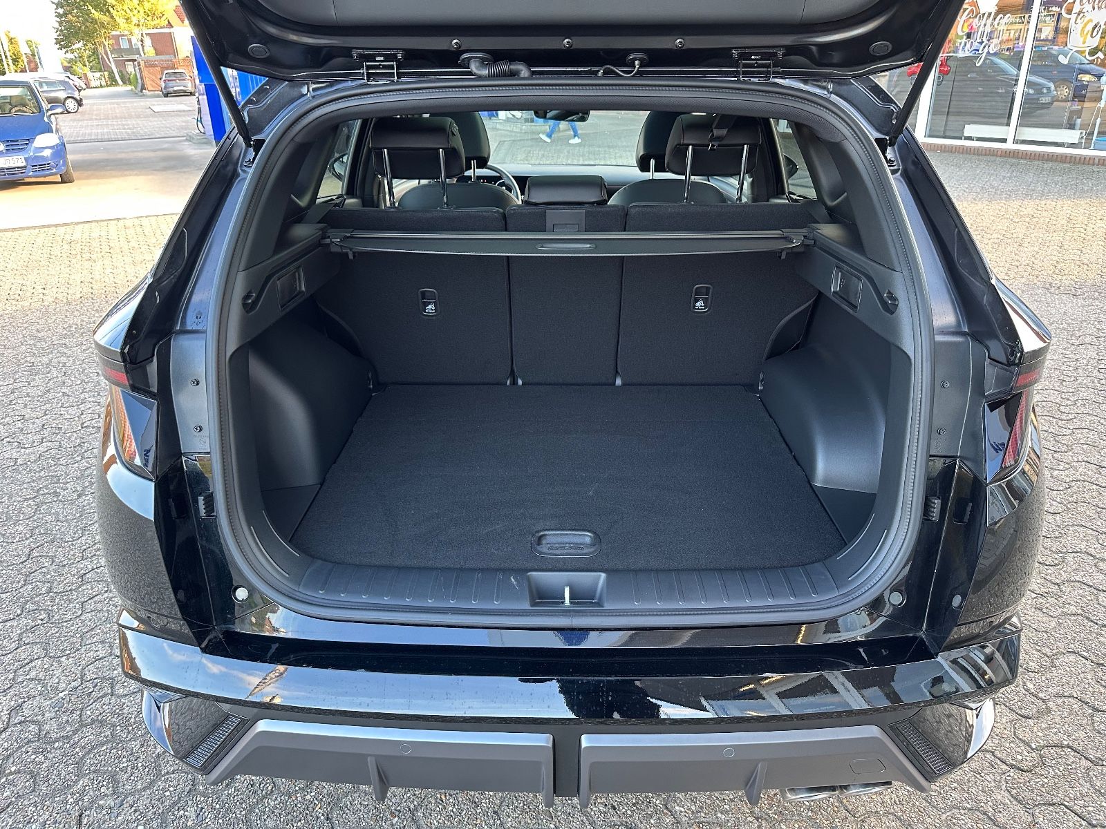 Fahrzeugabbildung Hyundai Tucson N-Line 1.6 T-GDi DCT Navi/Pano/ACC/Shzg.