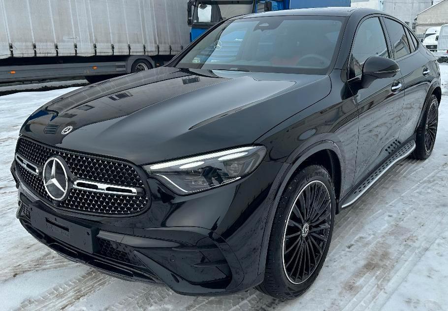 Mercedes-Benz MODEL 2026 | RED INTERIOR |