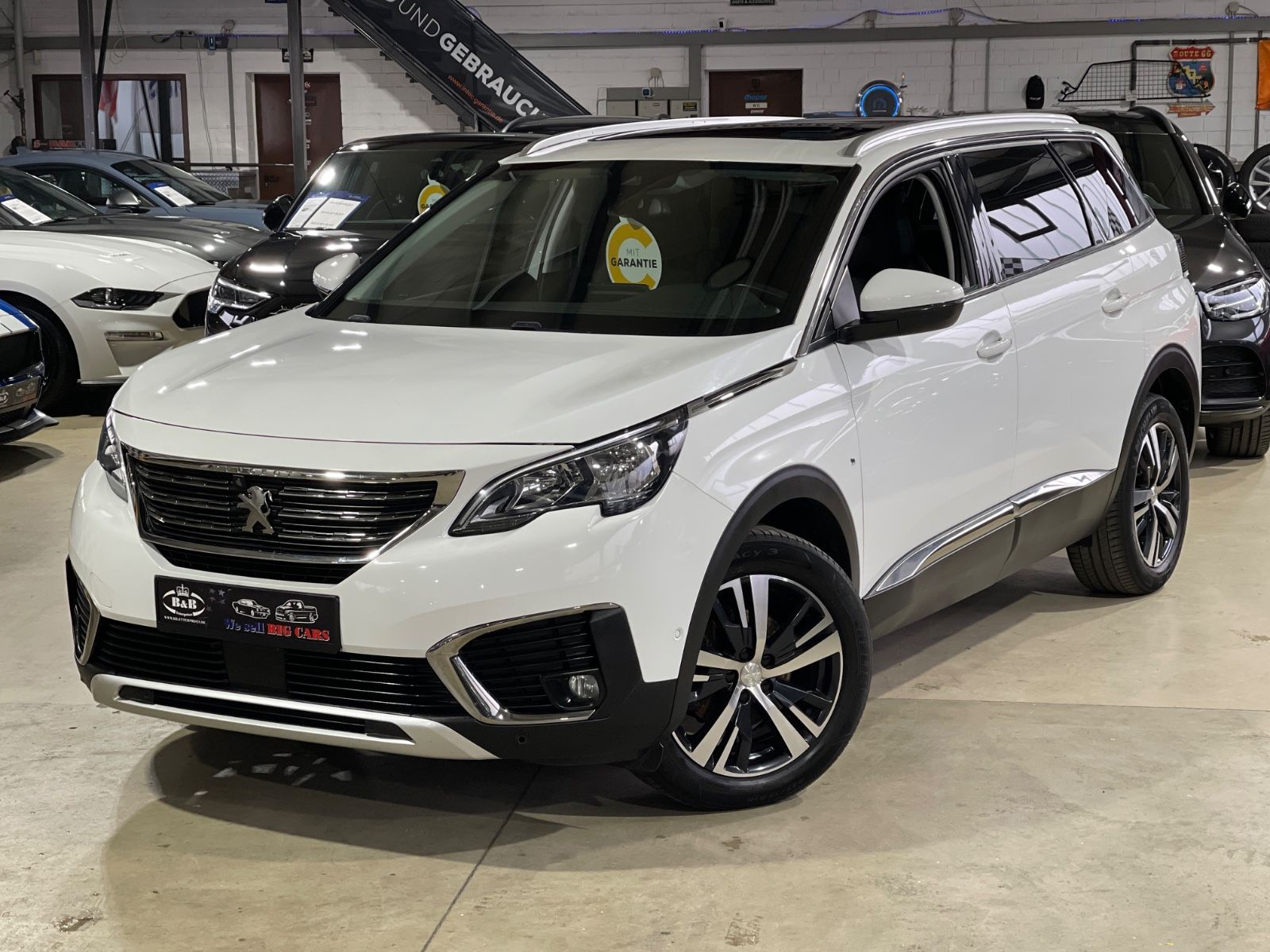 Peugeot 5008 ALLURE+360°+PANO+SHZ+SPURH.+TOTW.ASSIST