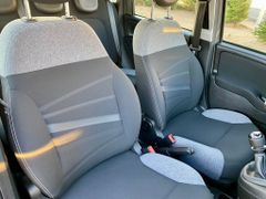 Fahrzeugabbildung Fiat Panda 1.0 Hybrid City Plus KLIMA ISOFIX RADIO