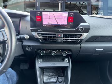 Citroën C4 Shine 1.2 PT 130 EAT8 °LED°ACC°HUD°RFK°Navi°