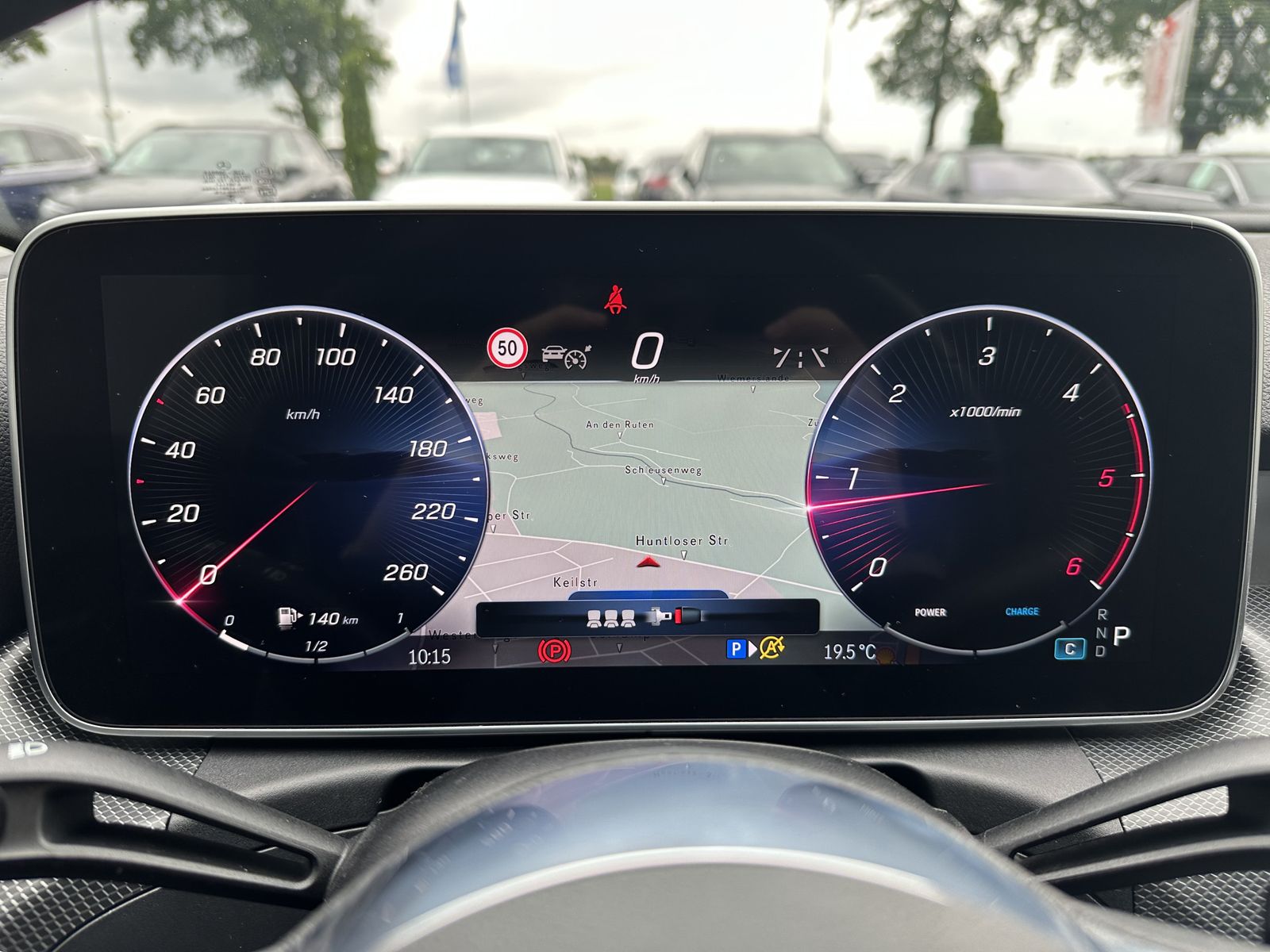 Fahrzeugabbildung Mercedes-Benz C 200d T Avantgarde NAV+LED+ACC+DISTRONIC+VCOCK