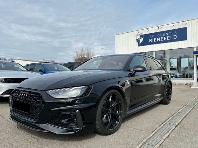 Audi RS4 Avant COMPETITION PLUS + CARBONPAKET