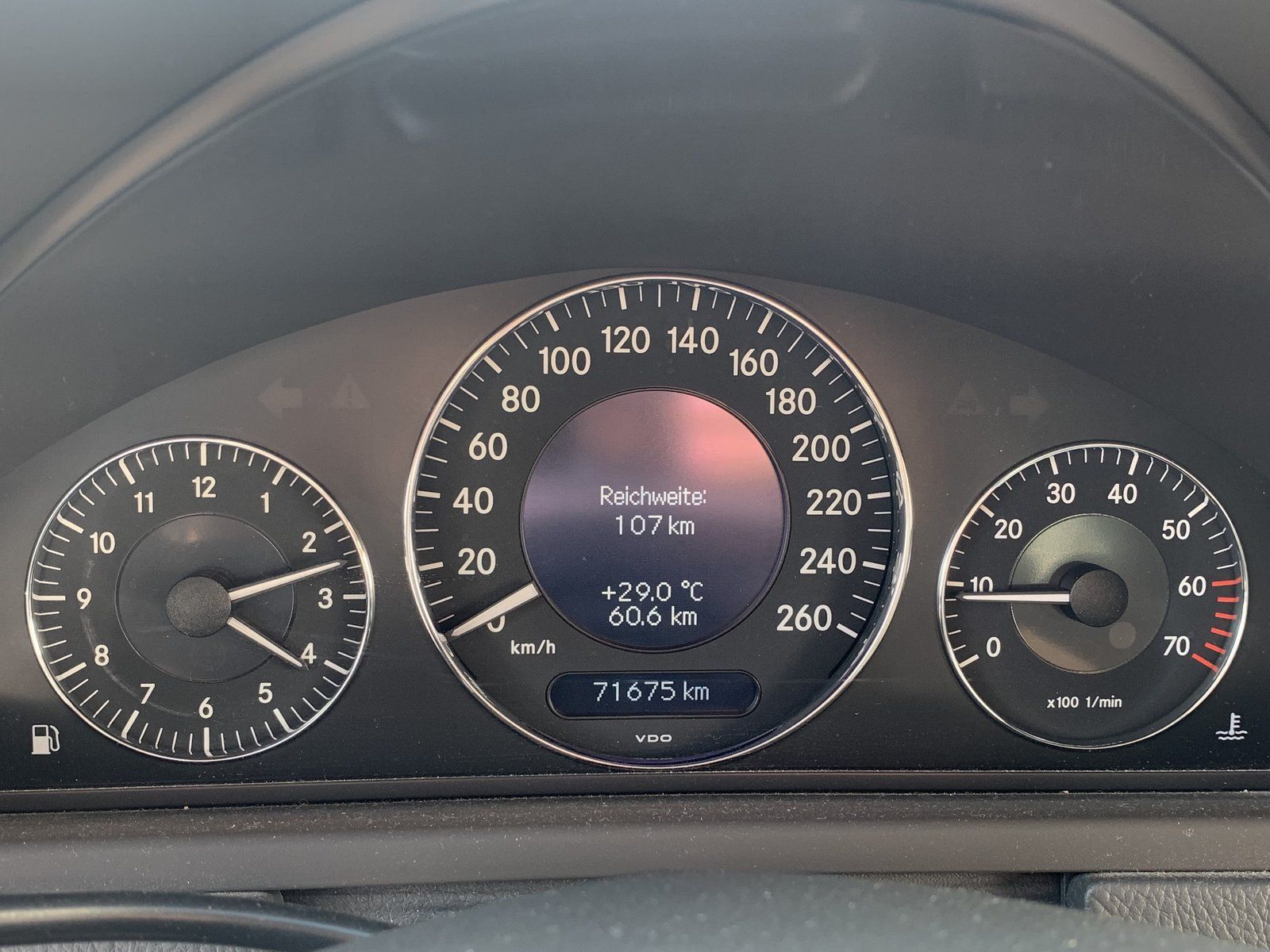 Fahrzeugabbildung Mercedes-Benz CLK 200 Elegance im KD Auftrag wenig Km