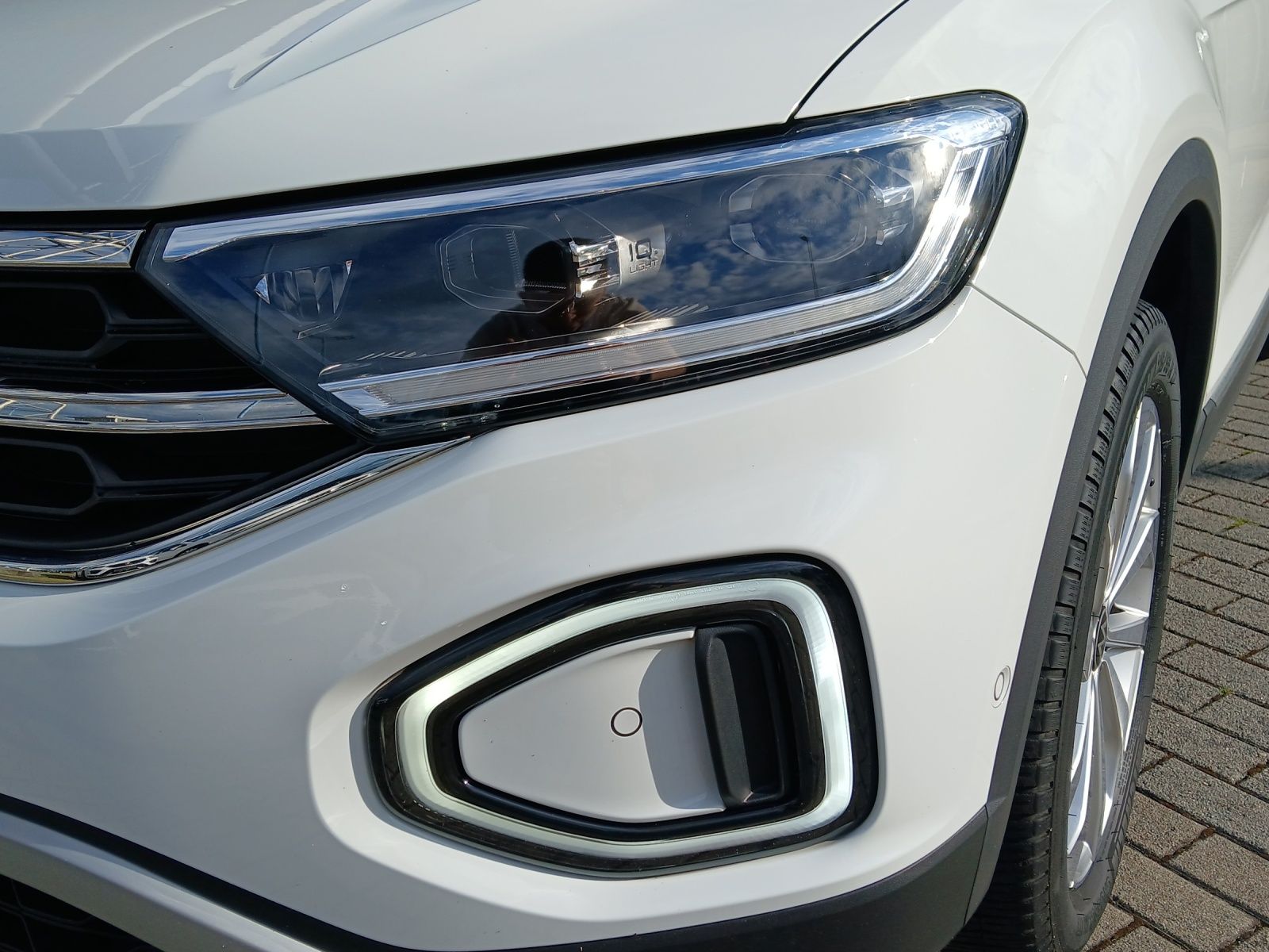 Fahrzeugabbildung Volkswagen T-Roc TDI StyleAHK AID ACC RFK SH LM