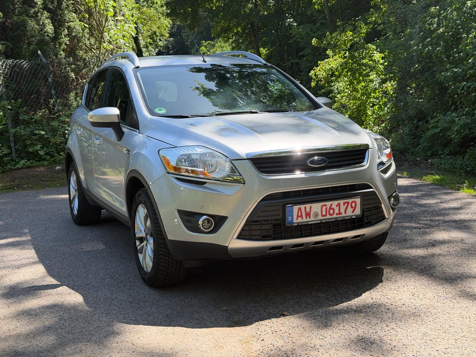 Ford Kuga Titanium*TÜV&SERVICE NEU*GARANTIE*