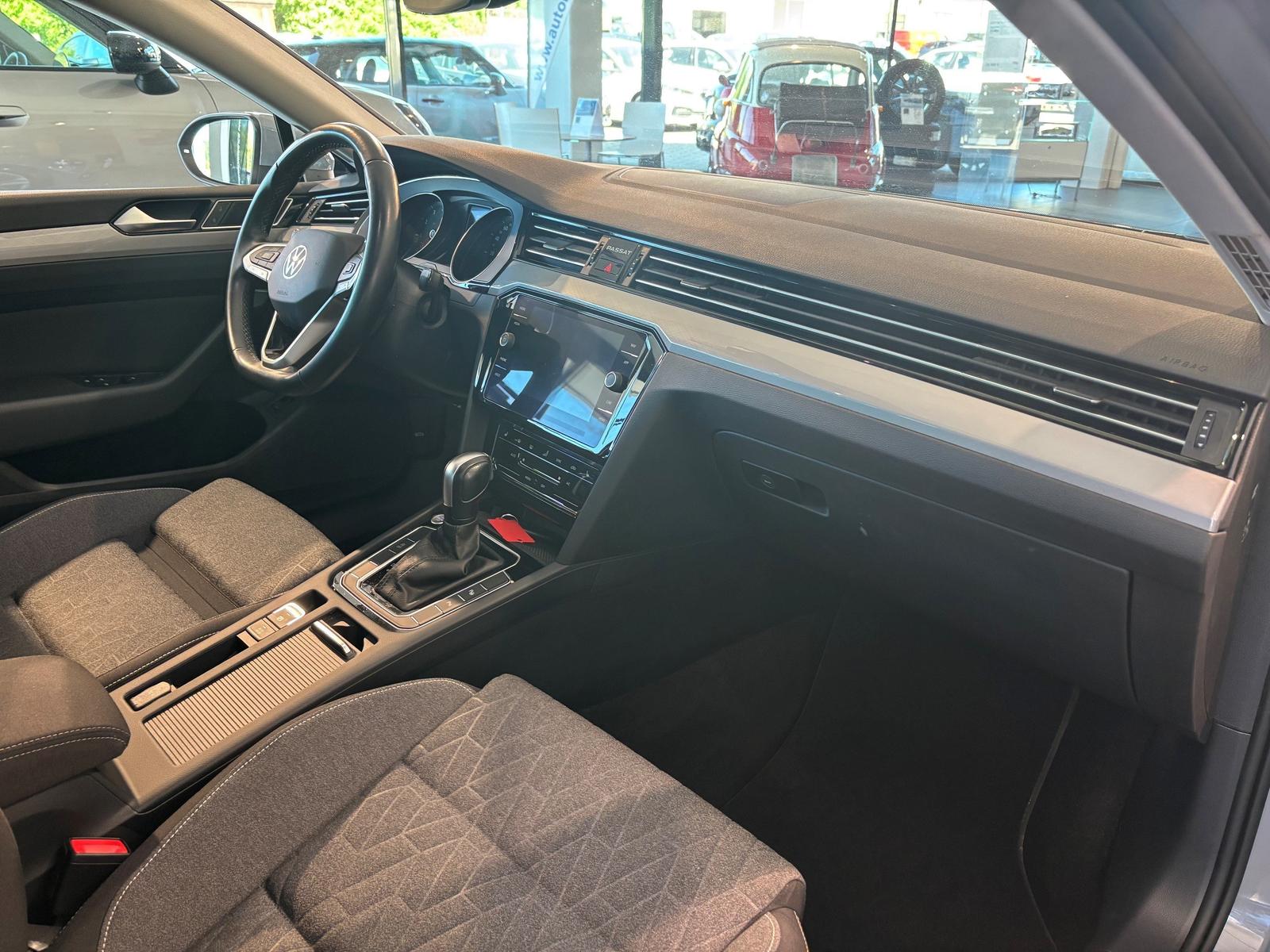 Volkswagen Passat Business DAB RFK Parkassistent, миниатюра 19