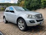 Mercedes-Benz ML 300 CDI 4MATIC, AHK, von 2. Besitzerin - Mercedes-Benz ML 300 von privat
