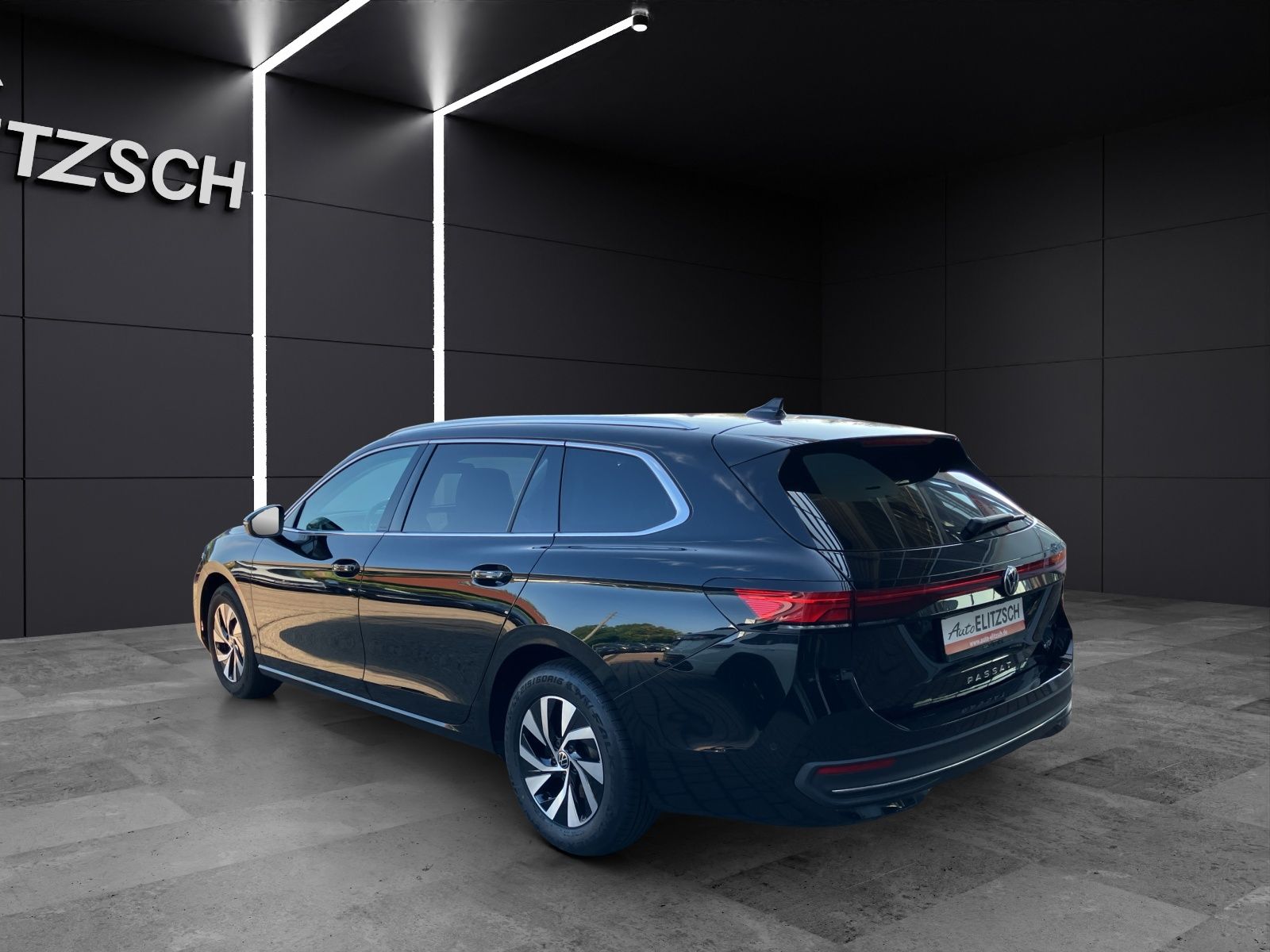 Fahrzeugabbildung Volkswagen Passat Variant eTSI Business DSG LED Navi ACC DC