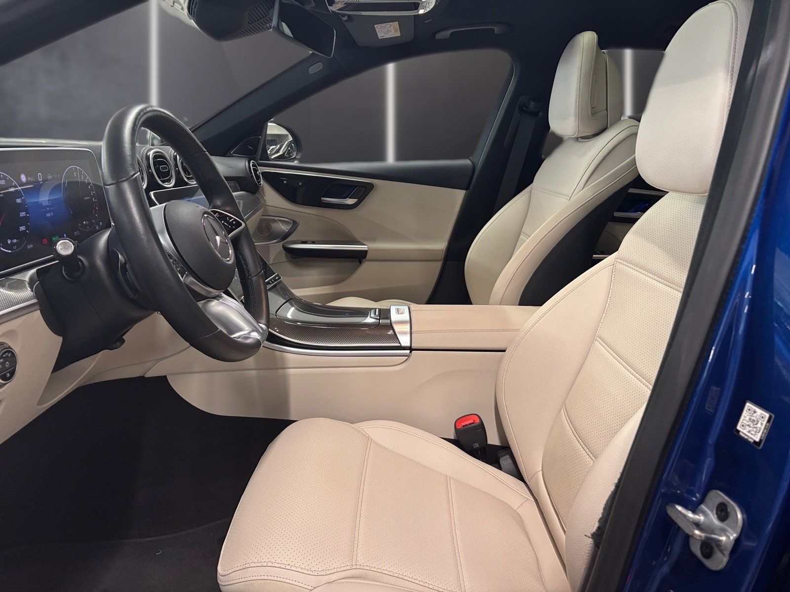 Fahrzeugabbildung Mercedes-Benz C 300 e T*DISTRONIC*HuD*Burmester*Pano-Dach*LED*