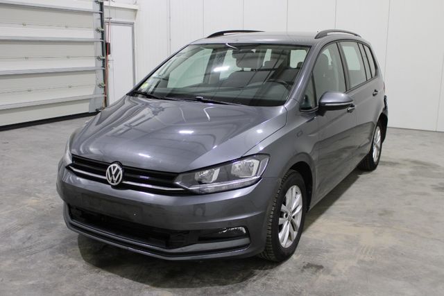 Volkswagen Touran 7PL