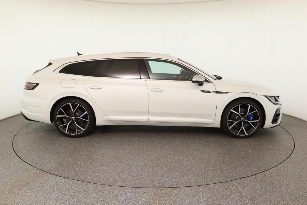 Volkswagen Arteon R SB 4M 2.0 FSI 235kW AHK*RFK*PDC*NAV