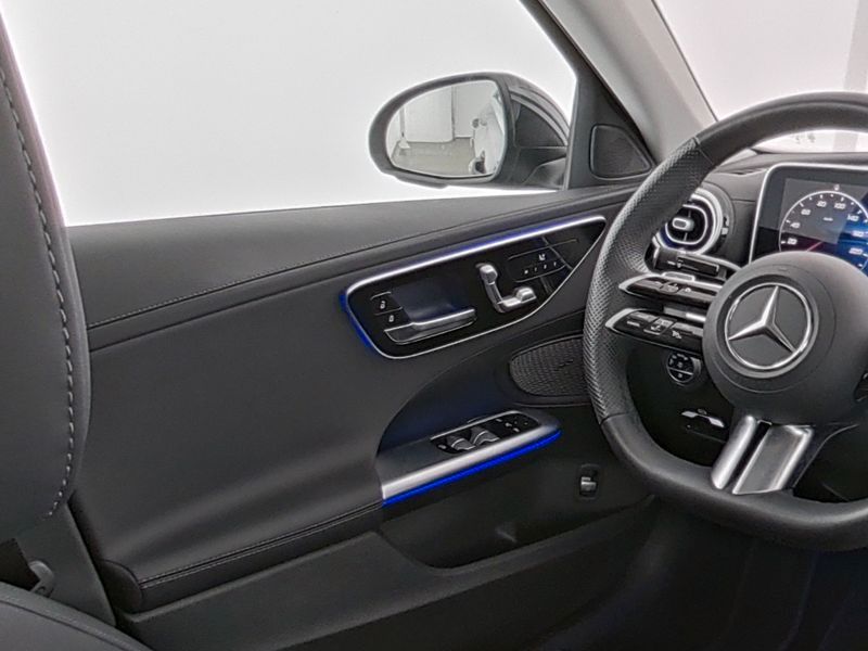 Fahrzeugabbildung Mercedes-Benz C 200 AMG Memory+Ambi+Kam+Totw+WinterPak+CarPlay