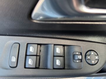 Fotografie 14 des Opel Corsa GS Kamera LED Sitz-/Lenkradheizung PDC