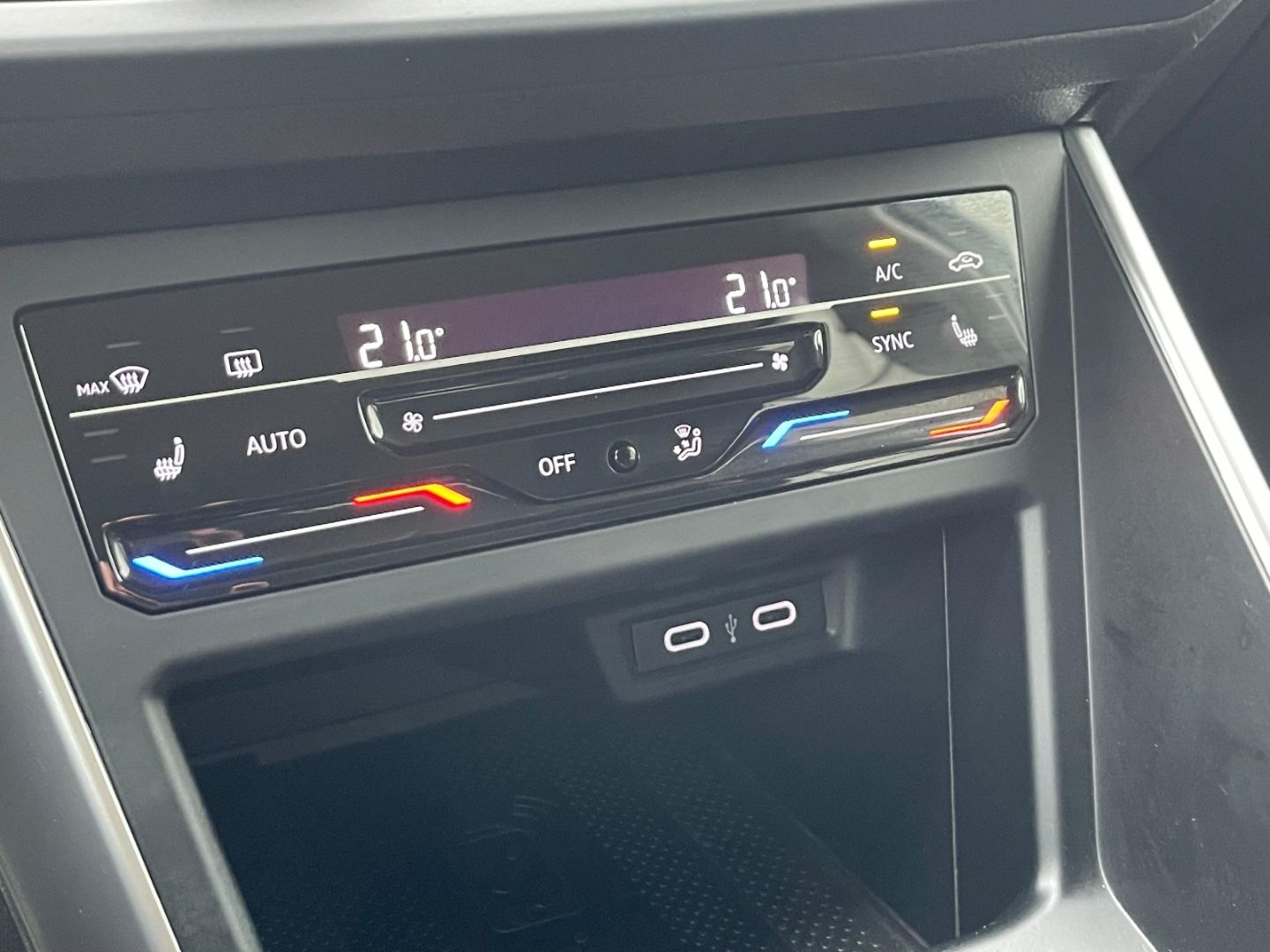 Polo 1.0 Life - APP*SHZG*CLIMATRONIC*LED*1HD!!!