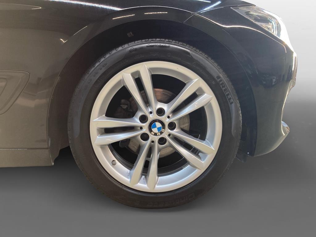 BMW 320i xDrive GT Aut. Advantage AHK+Navi+PDC+CD+