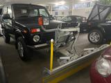 Lada 4x4 Winterdienst  Edition 2026 - : Winterdienst
