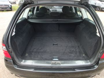 Mercedes E 280 - 12