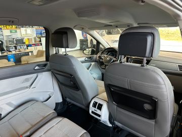 MYAUTOCENTER – Gebraucht- und Jahreswagen mit Werkstattservice in Pfaffenhofen Volkswagen Touran Comfortline BMTStart-Stopp *7 Sitzer*ACC
