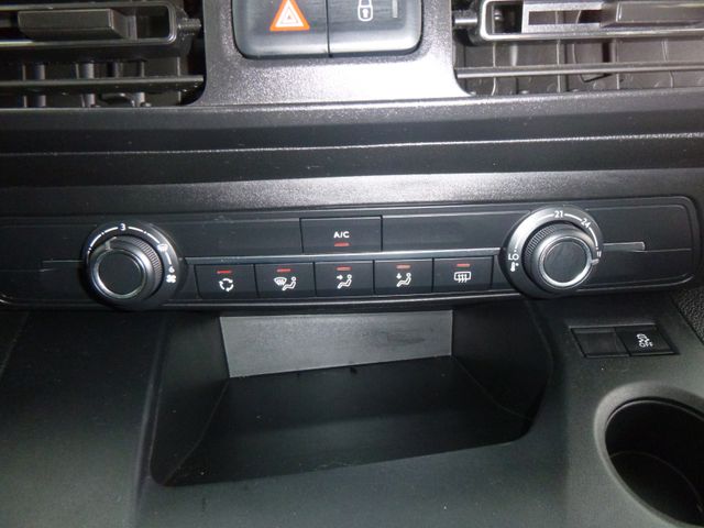 Fahrzeugabbildung Opel Combo Life E 1,2 T >15.729KM/Sitzheiz/PDC<