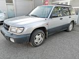 Subaru Forester 2.0 GX 4x4 Automatik Klima Pano-Dach - Subaru Forester mit Benzin-Antrieb: Kombi, Automatik