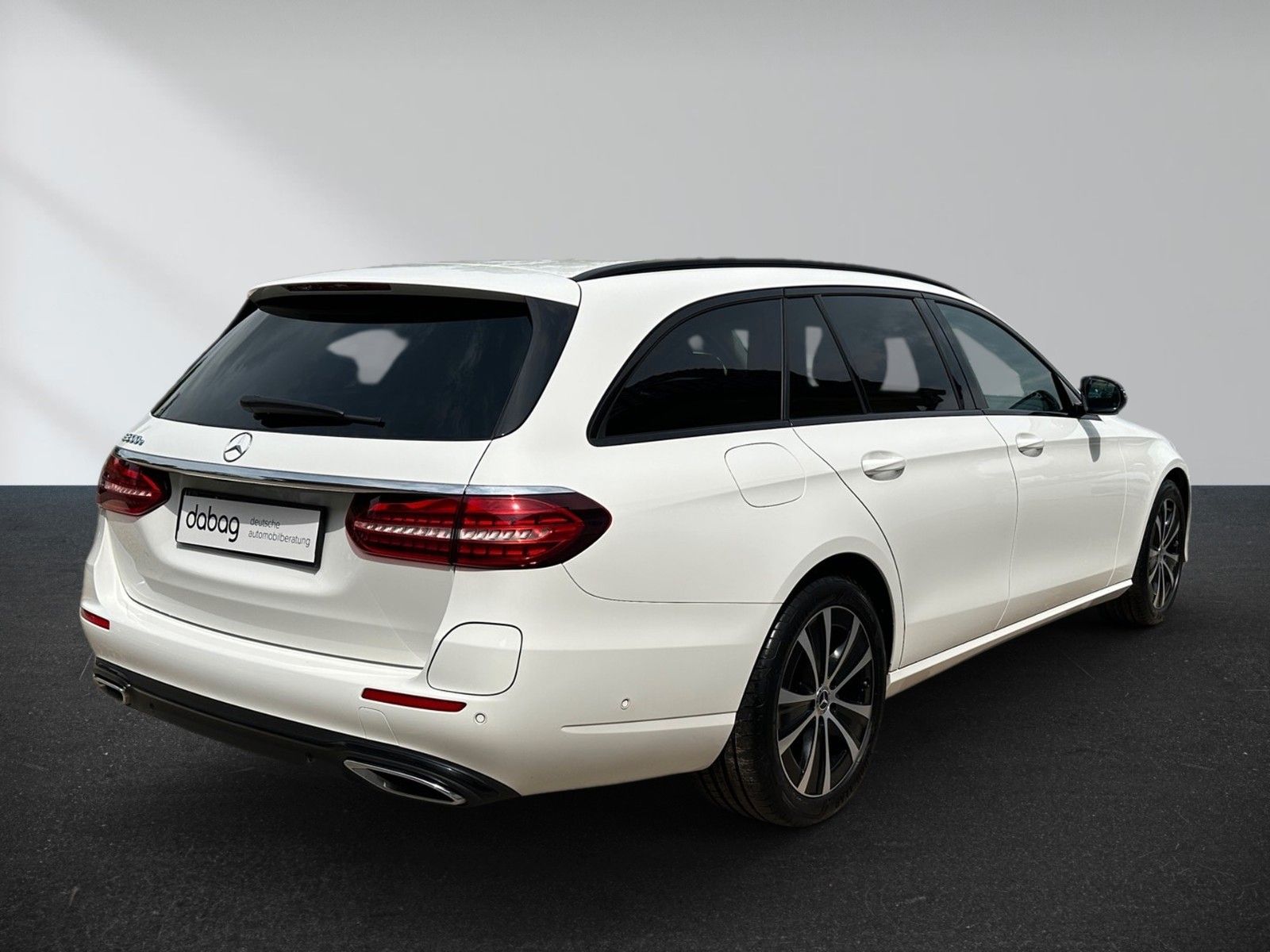 Mercedes-Benz E 300 e T 9G-TRONIC Exclusive – Bild 6