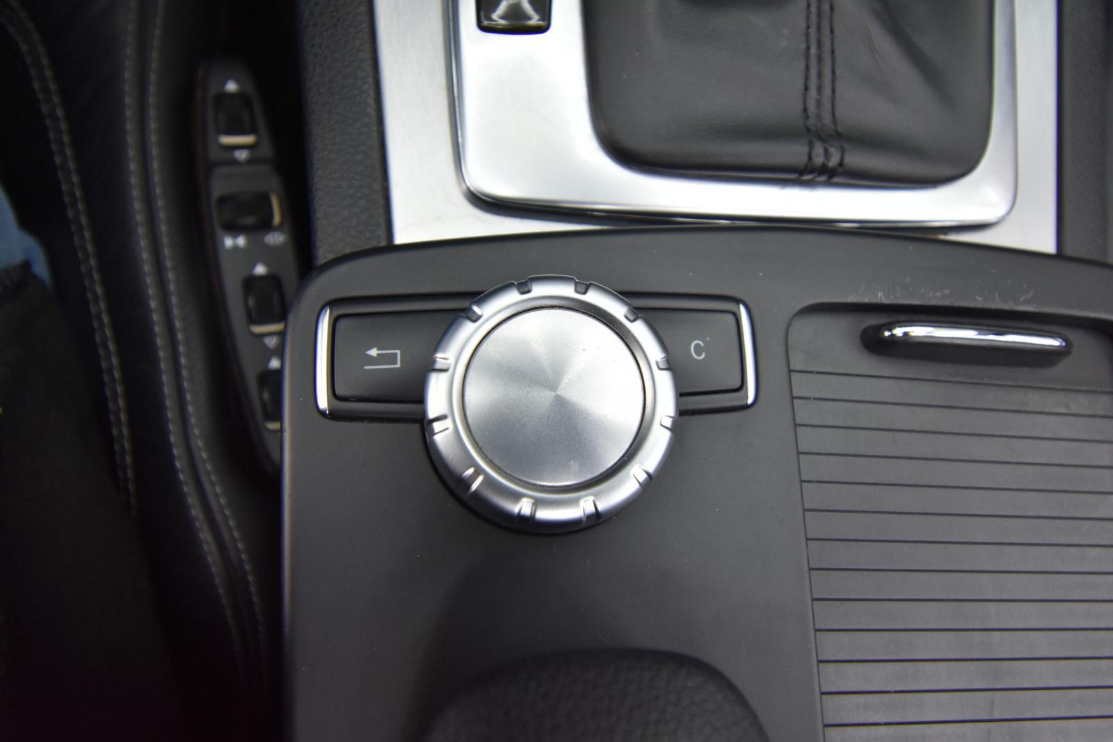 Mercedes-Benz E 250 Cabrio SHZ NAVI SBL AHK TEMP