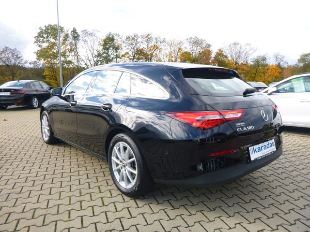 Fahrzeugabbildung Mercedes-Benz CLA 180 Shooting Brake >AUT/NAVI/Teilleder<