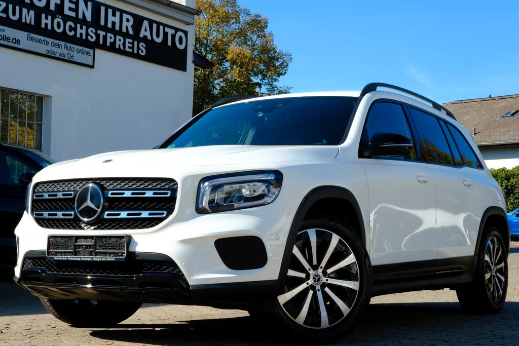 Image of Mercedes-Benz GLB 200