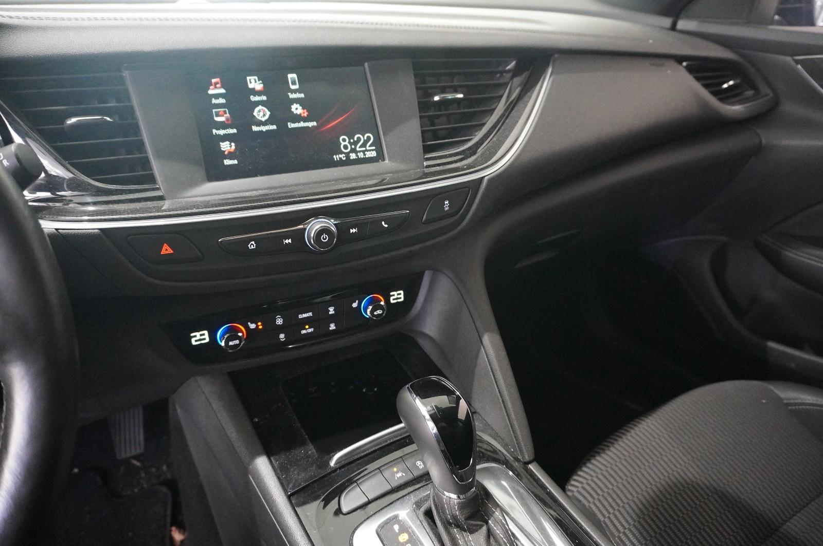 Opel Insignia B ST 2.0D ELEGANCE LED/NAVI/SHZ/LHZ/PDC