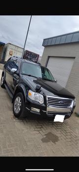 Ford Explorer 4x4 V8 - Ford Explorer: For