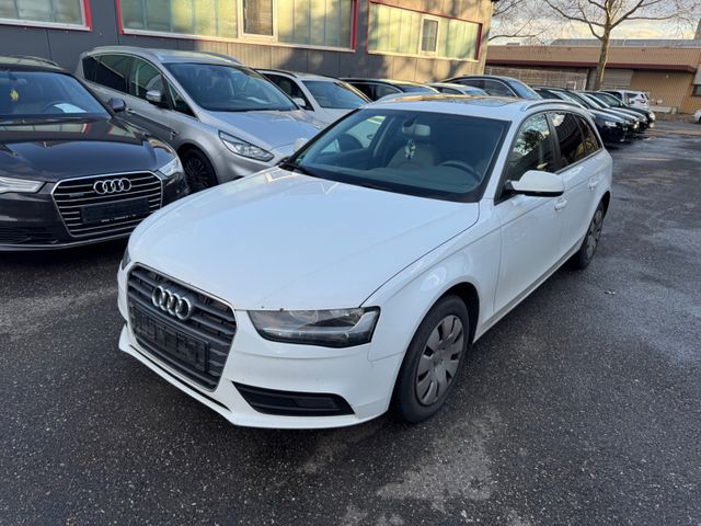 Audi A4 Avant Attraction 2.0 TDI 177 PS DSG PDC Pano