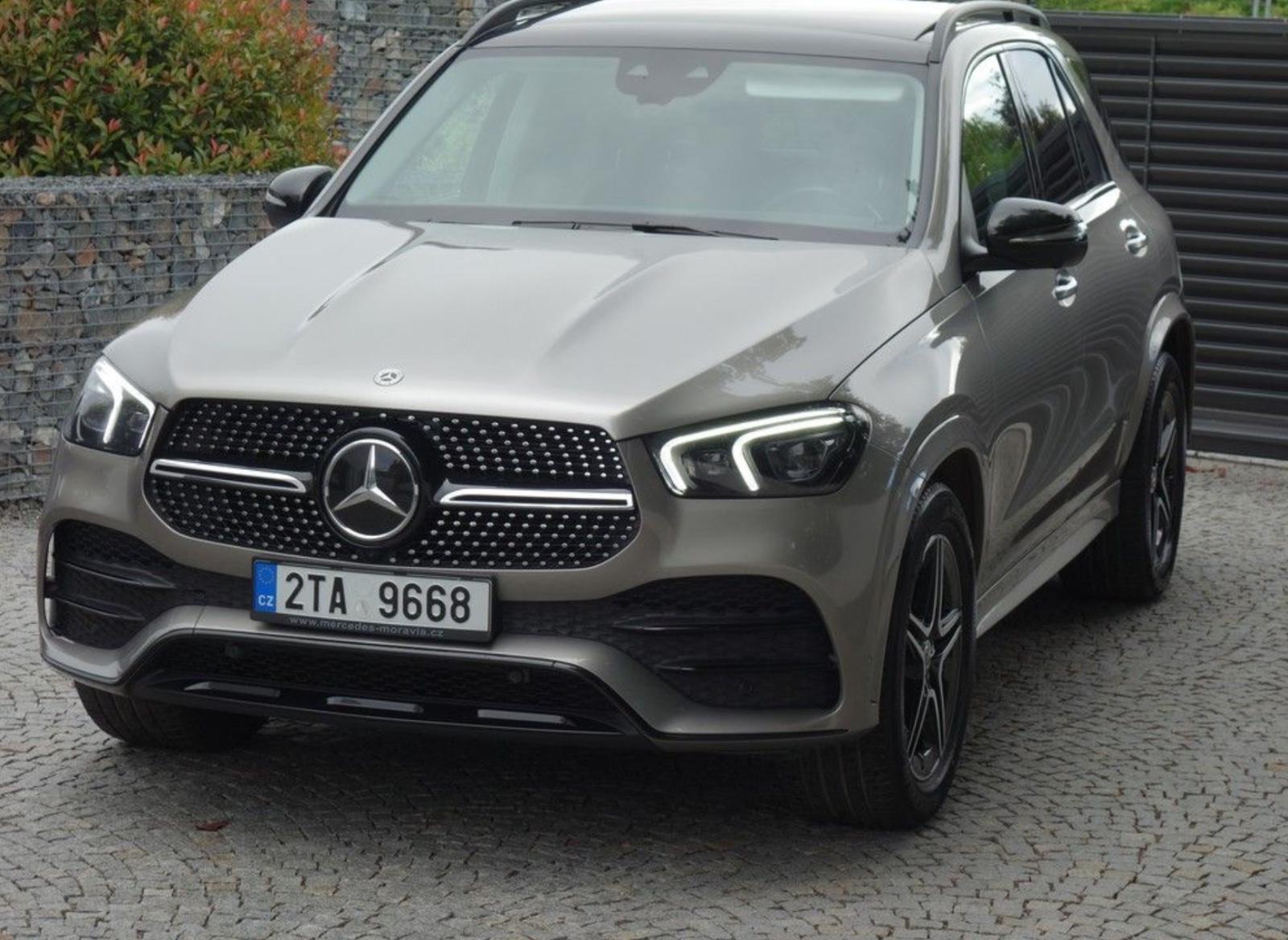 Mercedes-Benz GLE 350d 4MAT AMG BURM PANO MASSAGE SITZBEL 1.H