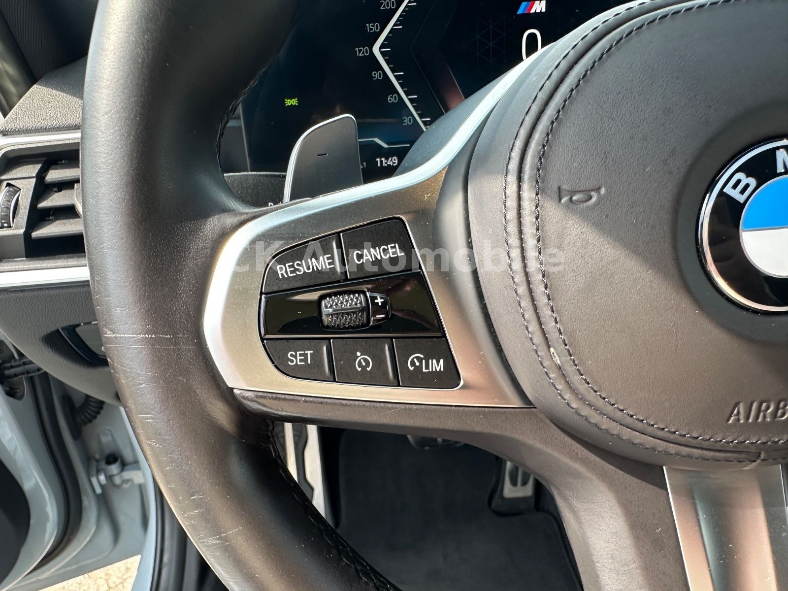 Fahrzeugabbildung BMW 320d xDrive M-Sport/Widescreen/Navi/Pano/LED/AHK