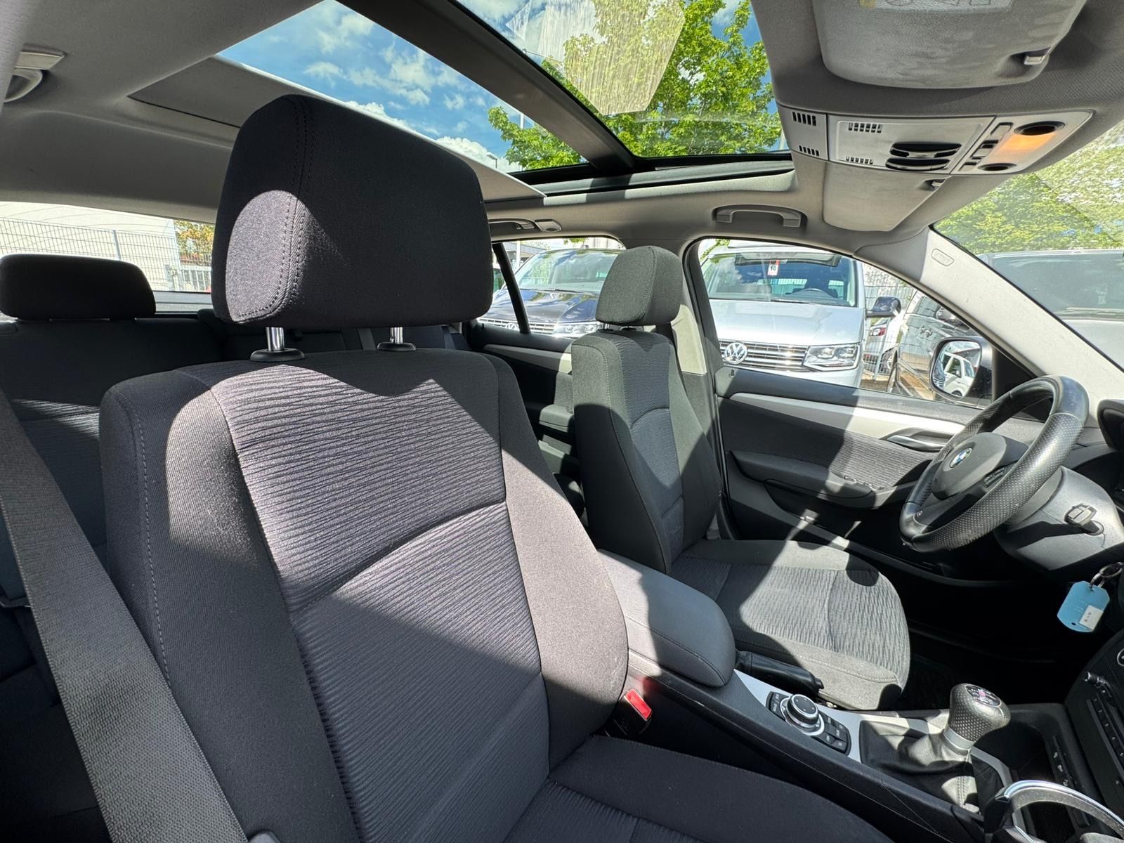 BMW X1 X1 20 d xDrive*Navi.Prof*PDC*Bi-Xenon*, Ansicht 13