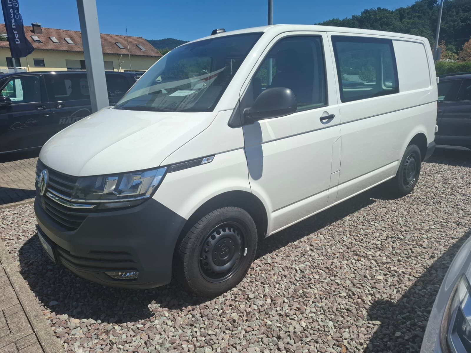 Fahrzeugabbildung Volkswagen T6.1 Transporter Kasten 2,0 TDI +AHK+Licht&Sicht
