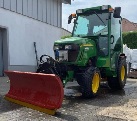 John Deere 2720 4x4,Winterdienst & Kehrmaschine ,MwSt.,