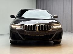 BMW 520 M Sport /LED/Kamera/Winterfreude/4-Zo.