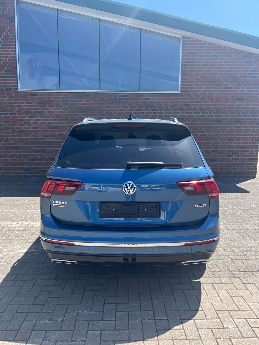 Volkswagen Tiguan R LINE Allspace United 4Motion foto 3