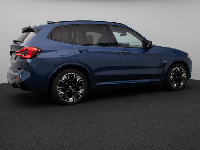 Foto Nummer 6: BMW iX3