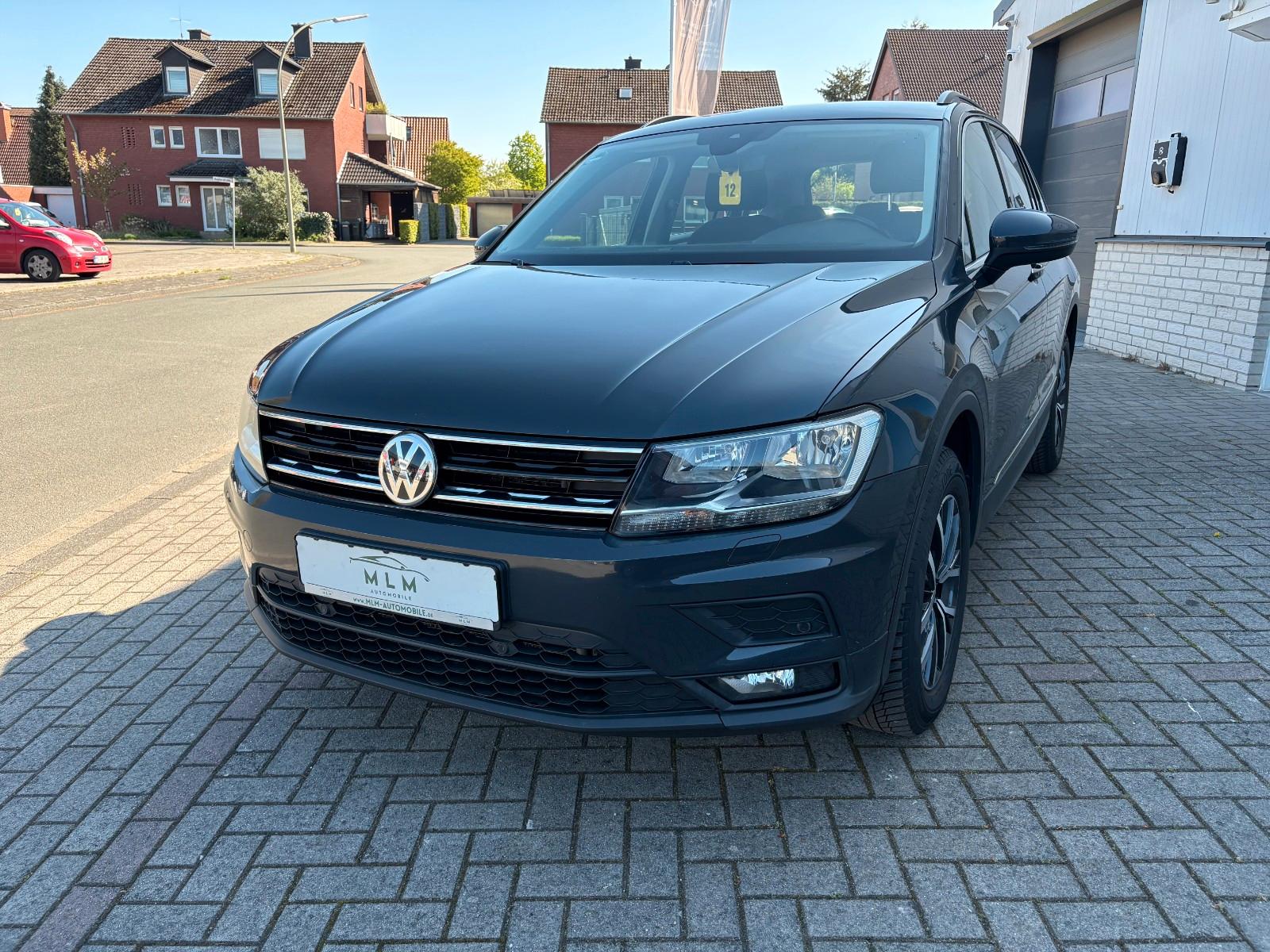 Volkswagen Tiguan Comfortline  4Motion Automatik SHZ Navi