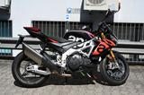 Aprilia Tuono V4 Factory