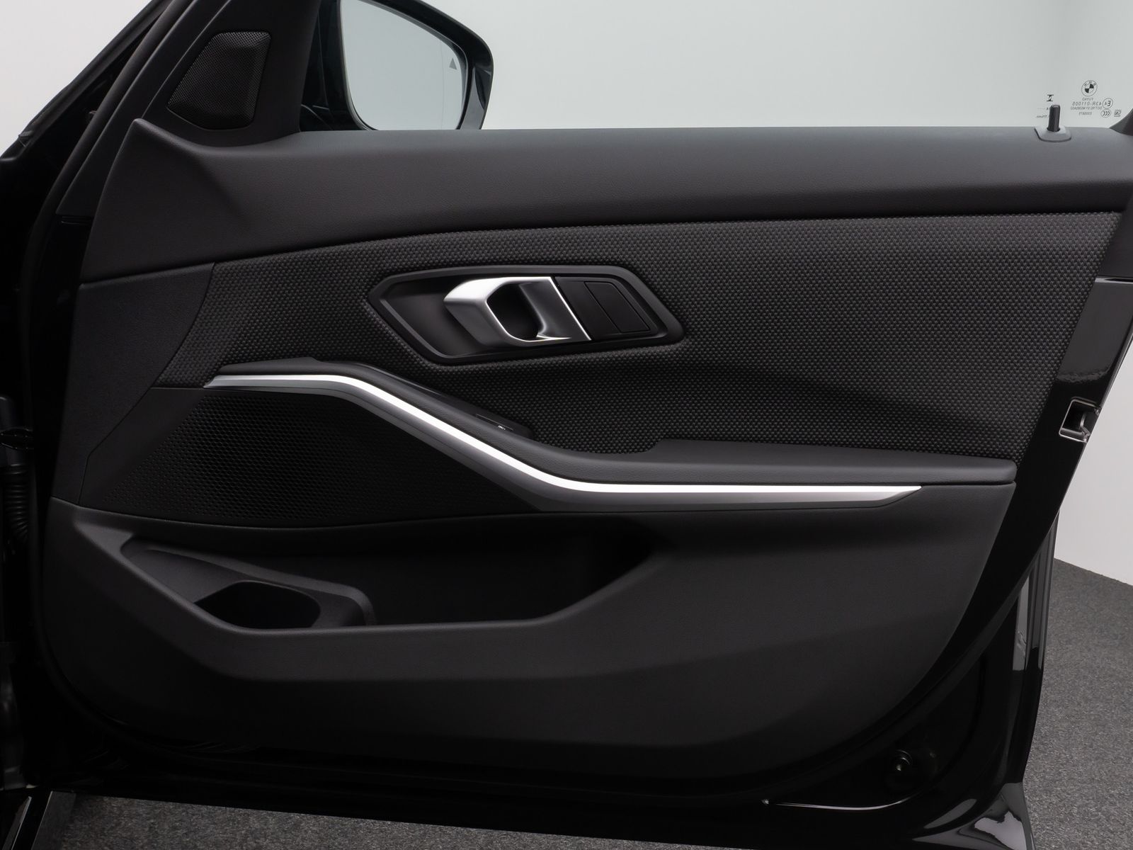 Fahrzeugabbildung BMW 318i Kamera DAB HiFi Widscreen DrivAssist Alarm