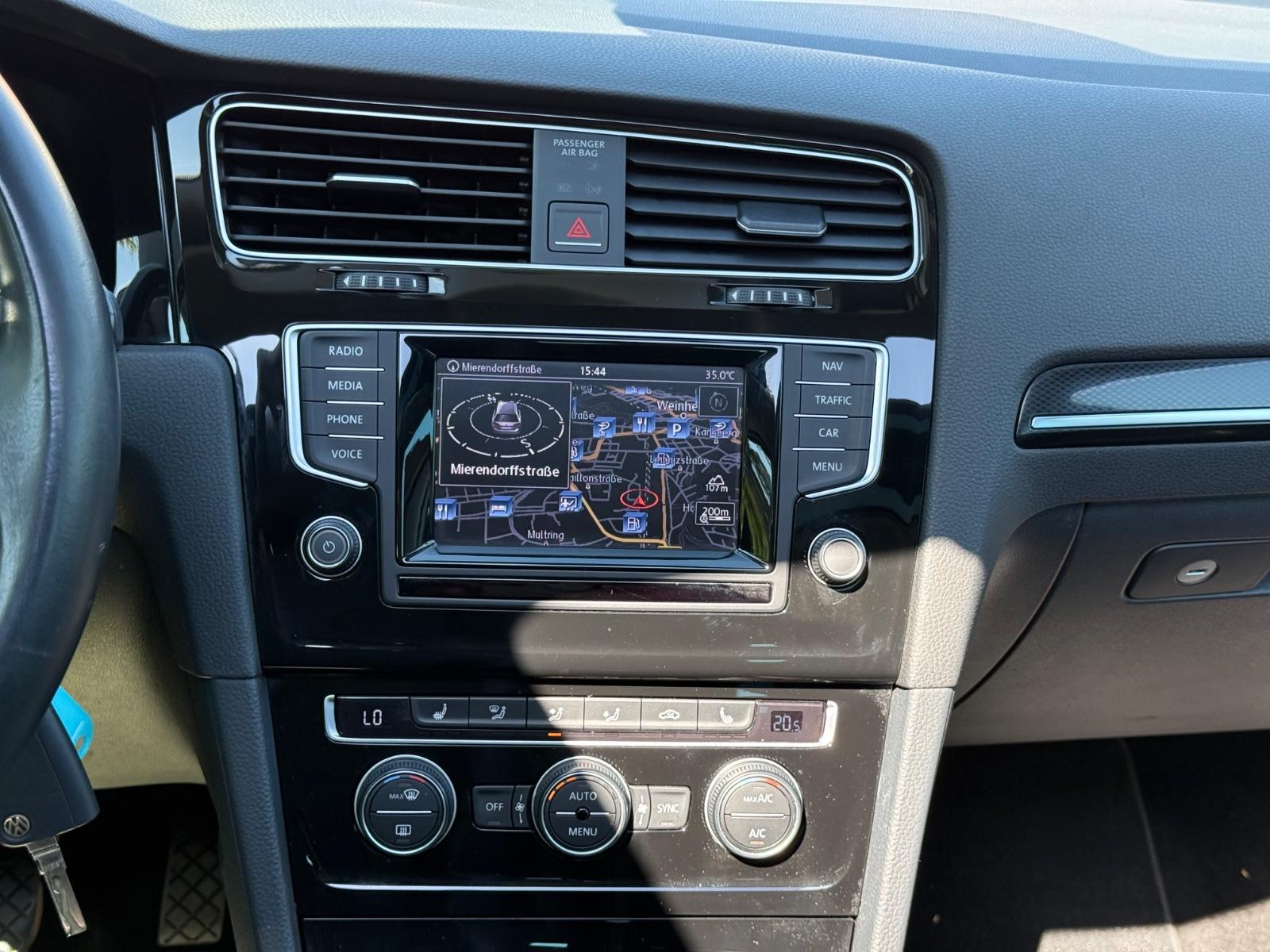Volkswagen Golf VII Variant 1.4TSI Highline|Panorama|Xenon|