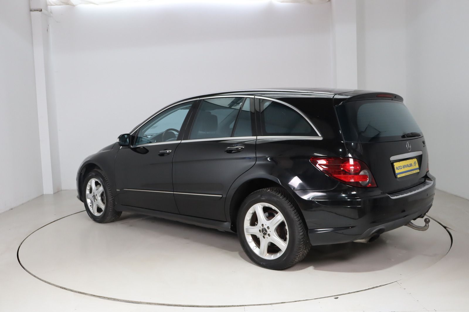 Fahrzeugabbildung Mercedes-Benz R 320 CDI 4MATIC * HUD * AHK * Navi