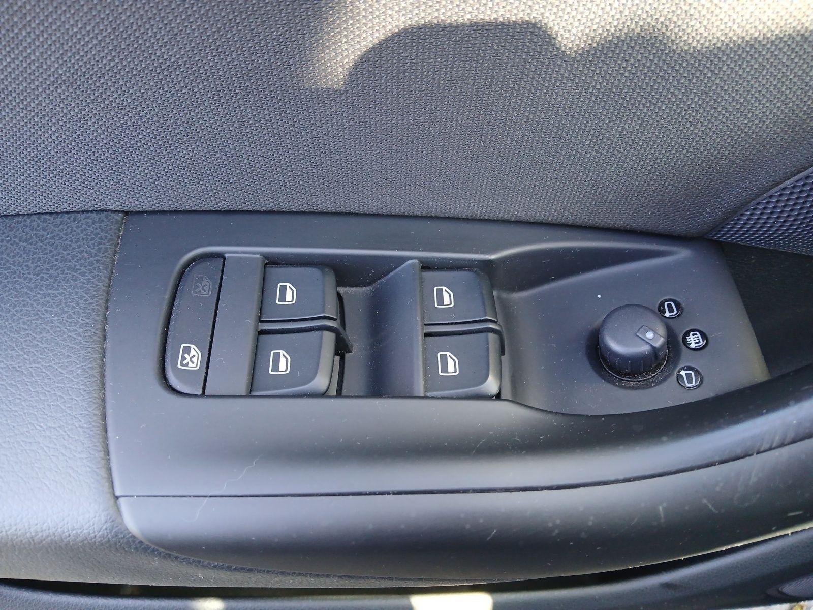 Fahrzeugabbildung Audi Q3 TFSI LED AHK SH