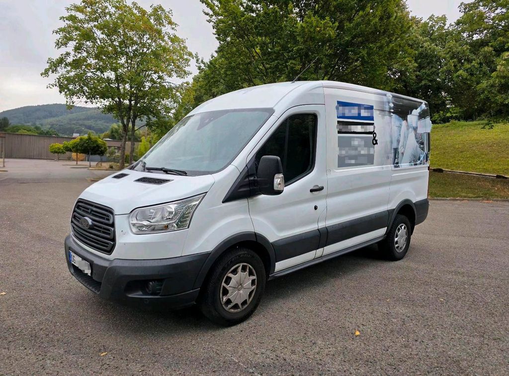 Image of Ford Transit Custom
